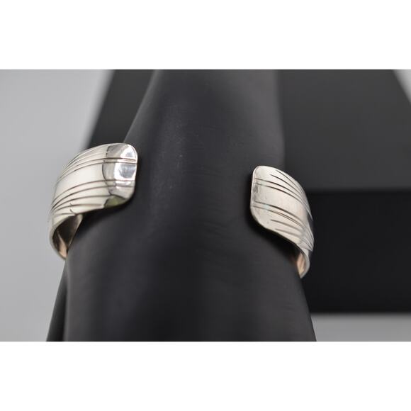 Native America Navajo Sterling Silver Turquoise Bracelet Cuff By David Segar - Picture 2 of 3